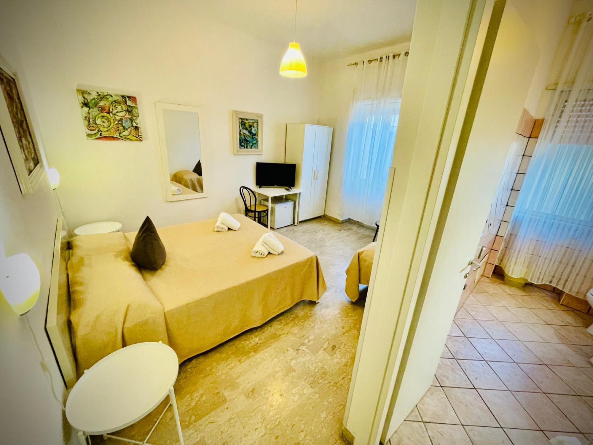 Minturnae Hotel Скаури Екстериор снимка
