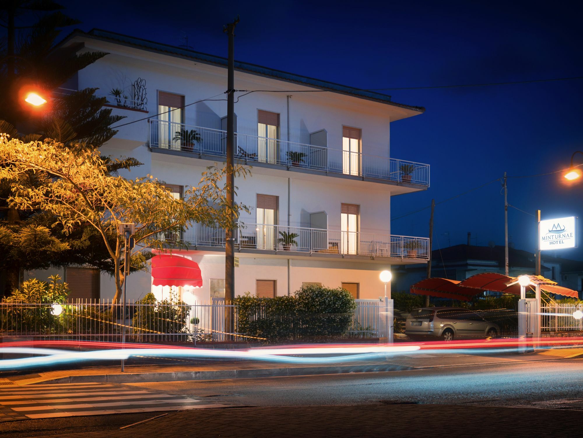 Minturnae Hotel Скаури Екстериор снимка
