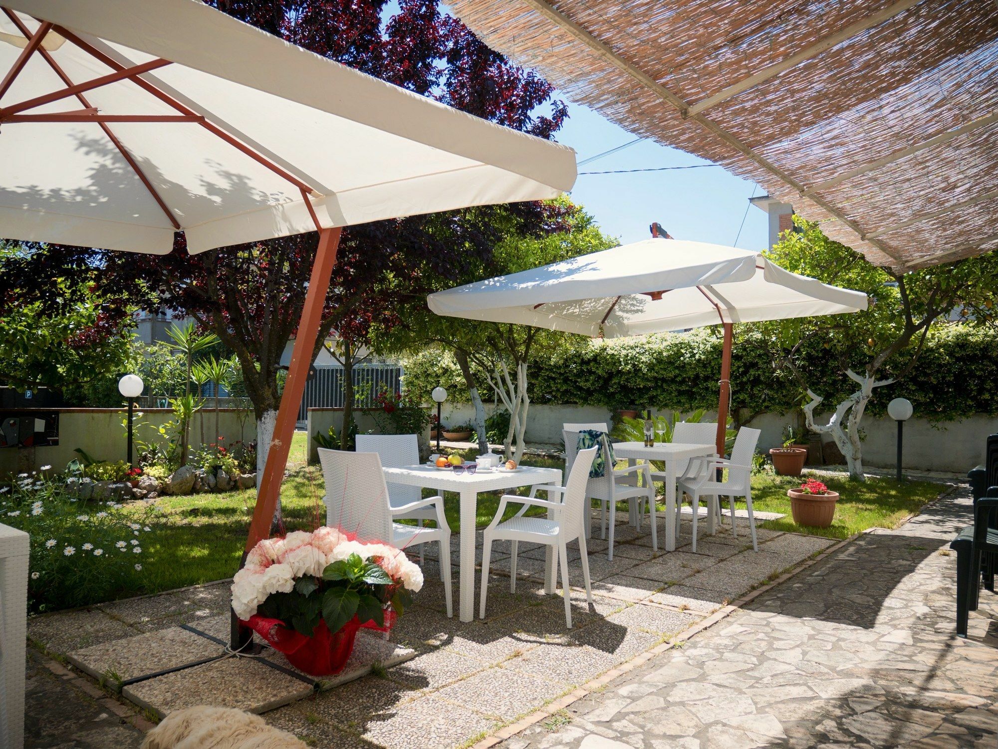 Minturnae Hotel Скаури Екстериор снимка